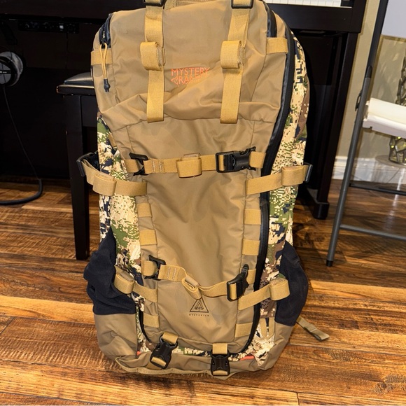 MYSTERY RANCH Other - Mystery ranch sawtooth 45